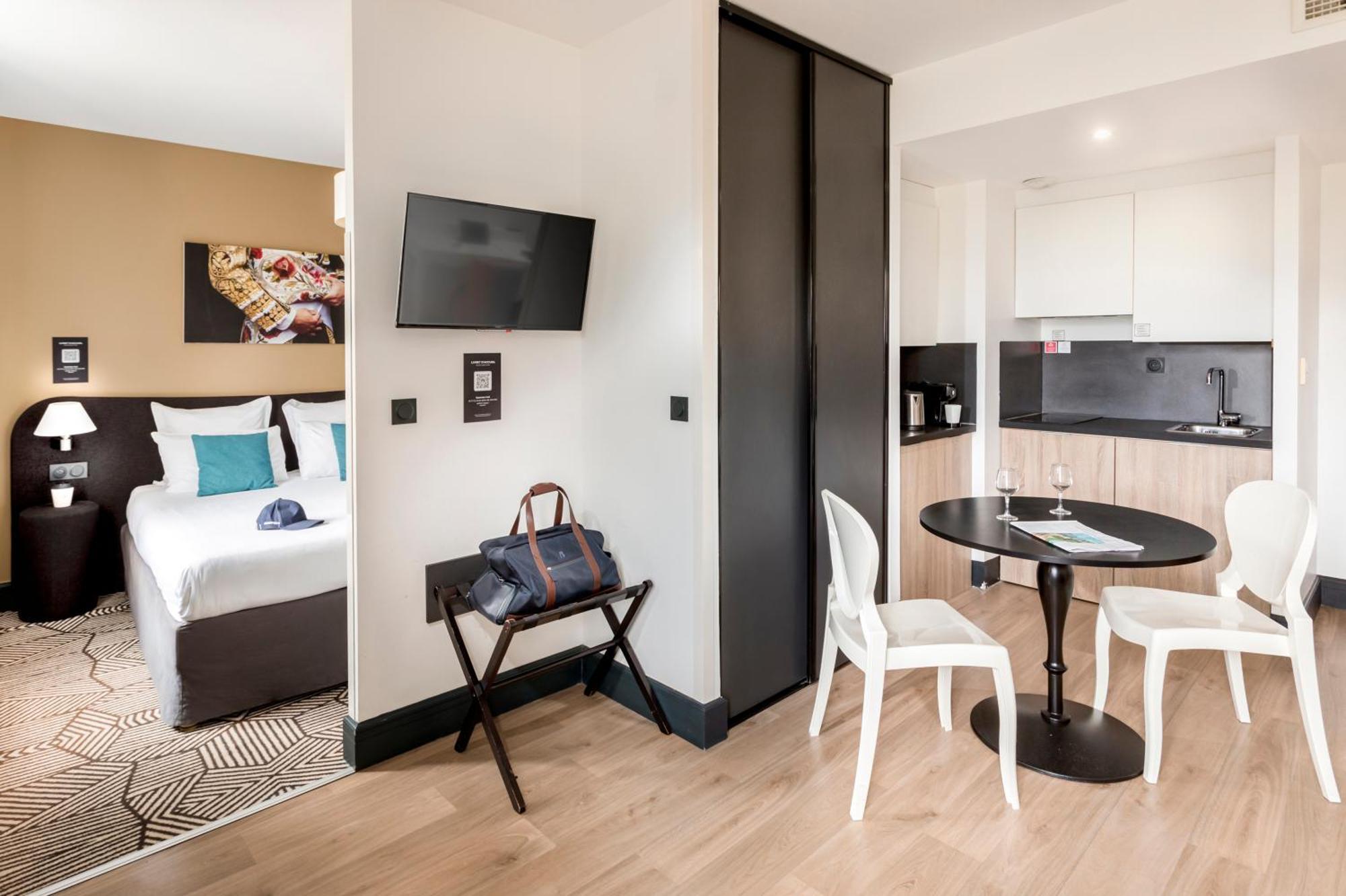 Aparthotel Appart'city Collection Arenes Nimes